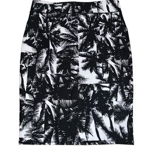 Fabletics Stretchy Compression Skirt sz M